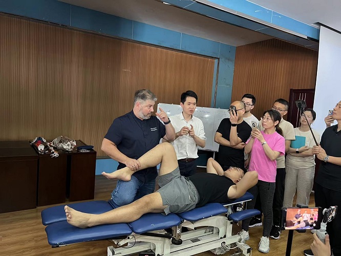 上下肢整骨技術(shù)調(diào)整培訓(xùn)班閉幕！